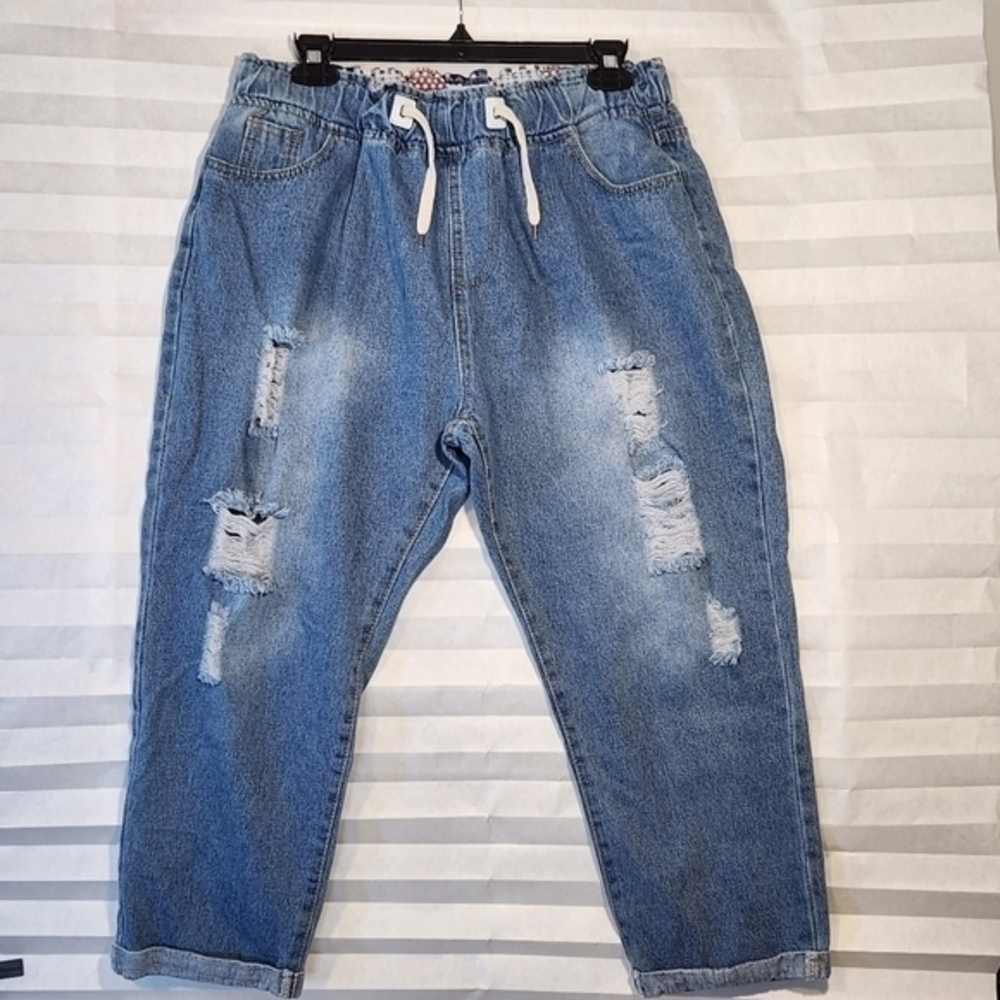 Shein Women's Cropped Elastic High Waisted Mom Jeans Size XL‎ Distressed Cuffed